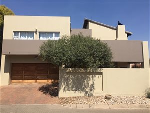 3 Bed House in Six Fountains Estate
