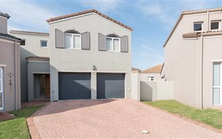 3 Bedroom House in Avalon Estate