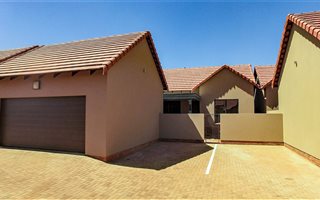 3 Bedroom Townhouse in Wild Olive Estate