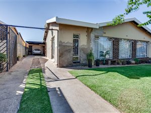 3 Bed House in Sophiatown