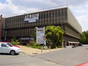 200 m² Commercial space in Lynnwood Glen
