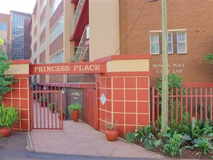 1 Bed Apartment in Parktown