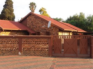 3 Bedroom House in Daveyton