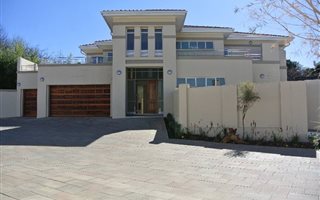 4 Bedroom Cluster in Senderwood