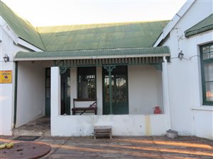 82 ha Farm in Thornhill