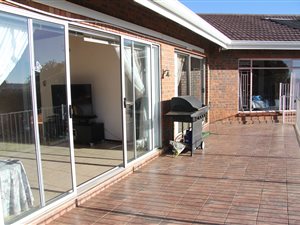 4 Bed House in Panorama