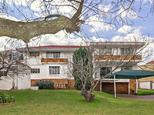 9 Bed House in Observatory