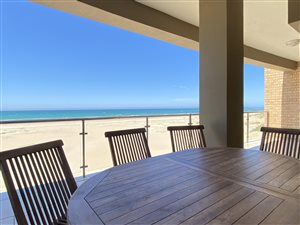 3 Bed Apartment in Paradise Beach