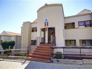 1 Bed Apartment in Constantia Kloof
