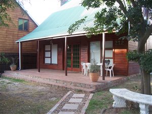 3 Bed Apartment in Wemmershoek