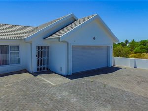 3 Bed House in Shelley Point