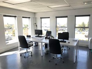 68 m² Office Space in North Riding