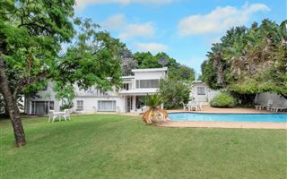 7 Bedroom House in Craighall Park