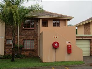 2 Bed Apartment in Magalieskruin
