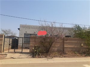 3 Bed House in Orange Farm