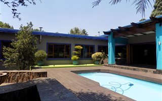 4 Bedroom House in Alphen Park