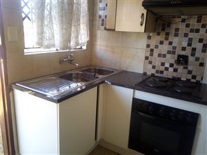 3 Bed House in Orchards