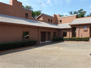 1.1 ha Farm in White River AH