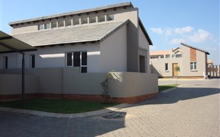 2 Bedroom Cluster in Beverley