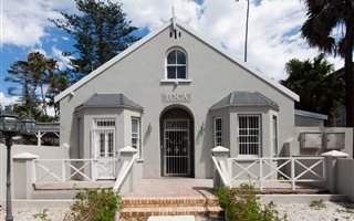 800 m² Commercial space in Port Elizabeth Central
