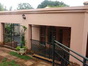1 Bedroom House in Florauna
