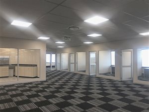 9000 m² Commercial space in Bedfordview