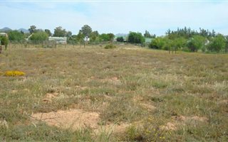 733 m² Land available in McGregor