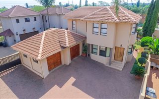 3 Bedroom House in Moreleta Park