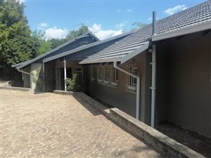 246 m² Commercial space in Parkwood