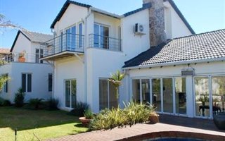 5 Bedroom Duplex in Silver Lakes Golf Estate