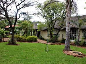 21.4 ha Farm in Boekenhoutskloof and surrounds