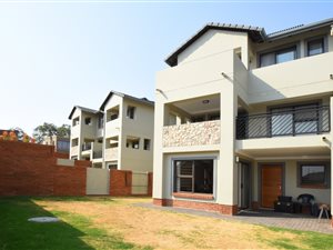 4 Bed Cluster in Kyalami Hills