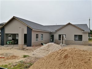 3 Bed House in Reebok