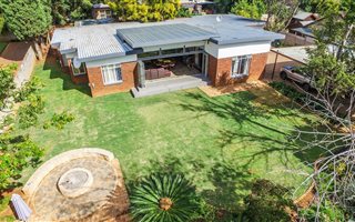 4 Bedroom House in Meyerspark