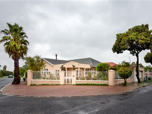 3 Bed House in Crawford