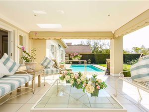 3 Bed House in Cedar Lakes