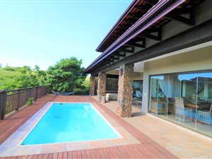 4 Bed House in Leisure Bay