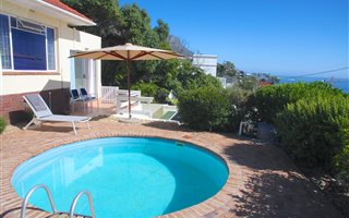 4 Bedroom House in Camps Bay
