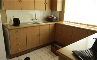 1 Bedroom Garden Cottage in Horison