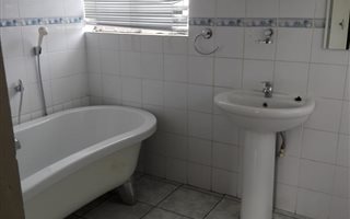 4 Bedroom House in Leandra