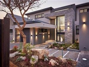5 Bed House in Waterfall Country Estate