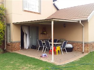 3 Bed Apartment in Pomona