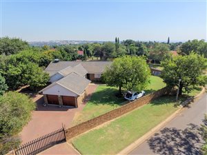 4 Bed House in Del Judor
