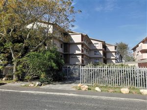 2 Bed Apartment in Bellville Central