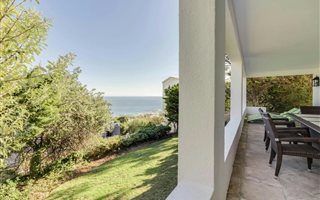 4 Bedroom House in Camps Bay