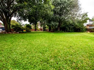 4 Bed House in Eldoraigne