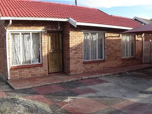 2 Bed House in Boitekong