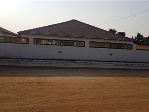 4 Bed House in Winterveldt