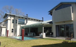 3 Bedroom House in Helderfontein Estate