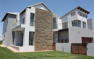 4 Bedroom House in The Hills
